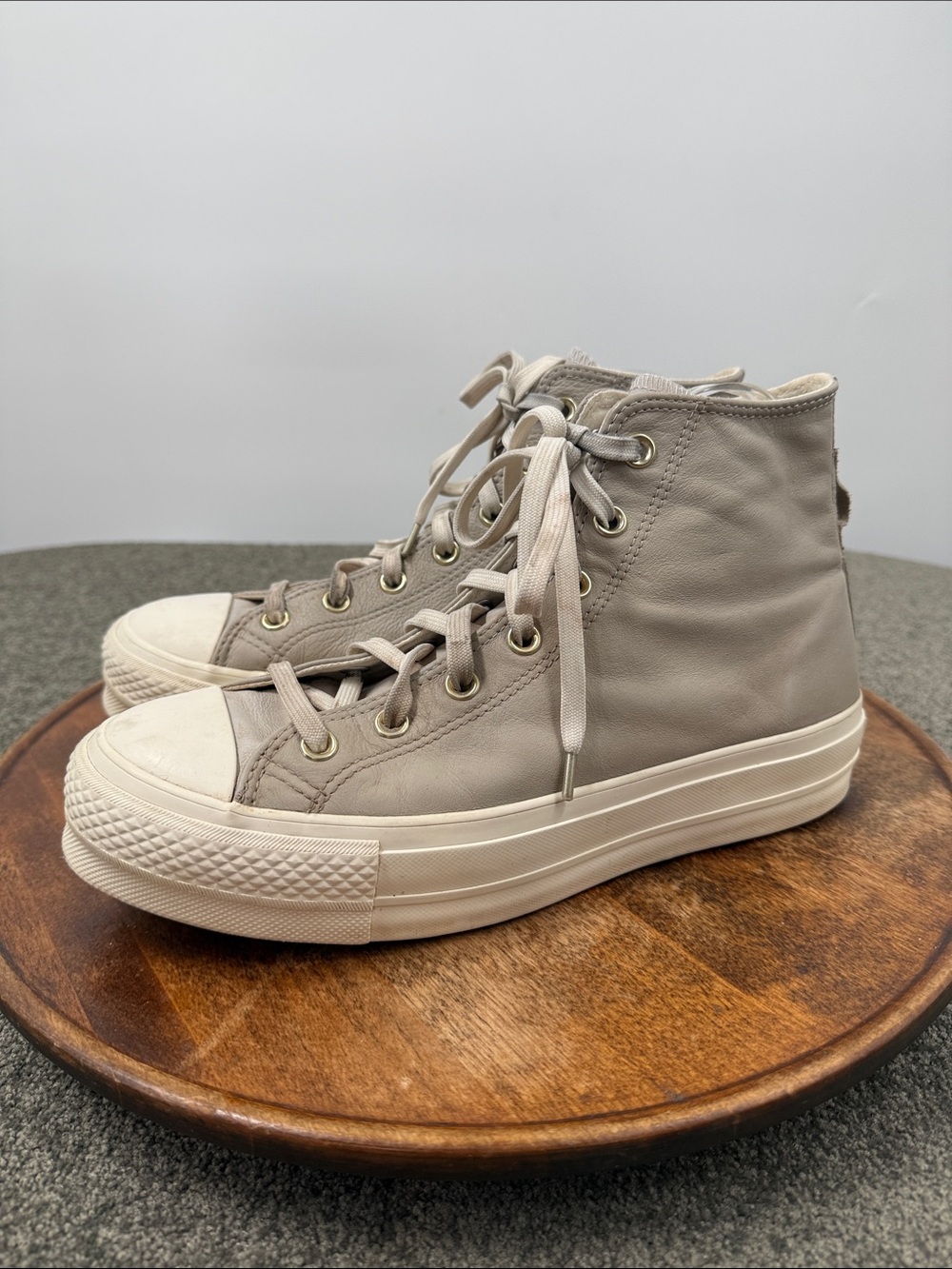 Converse Shoes Wm 10 Grey Leather High Sneakers All Star Chuck Taylor Platform